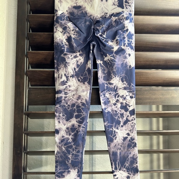 Never Worn High Waisted Tye-Dye Legging - Picture 2 of 2